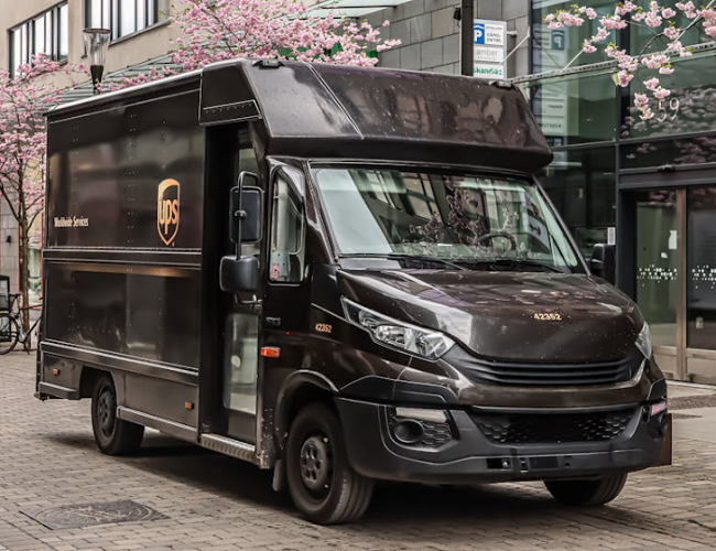 UPS公布2027年费率调整方案,2026年12月21日起平均净涨幅5.9% UPS公布2027年费率调整方案,2026年12月21日起平均净涨幅5.9%